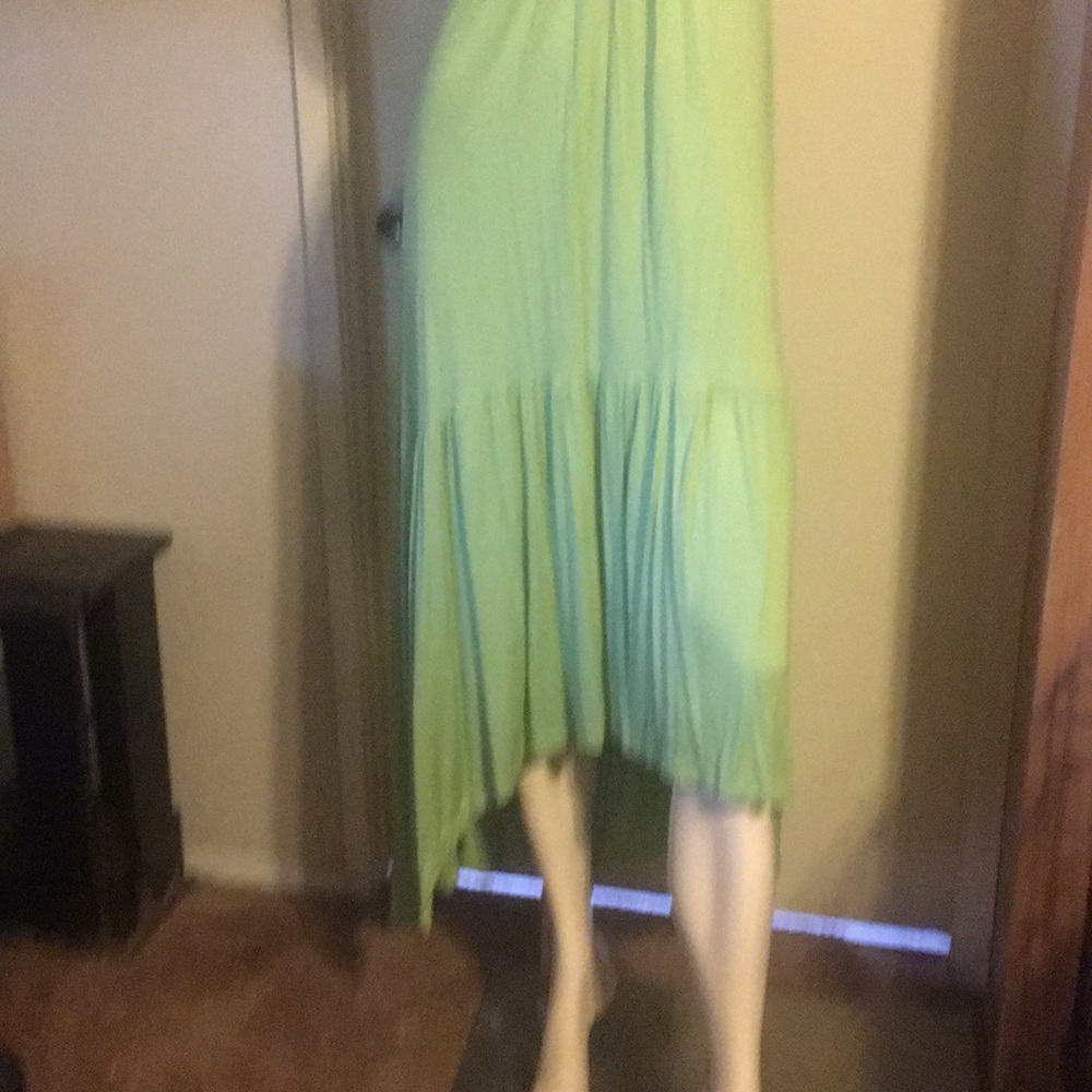 Dress - Picture 3 of 4